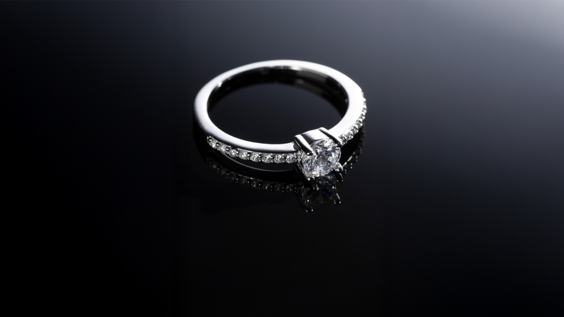 Brigeton Diamonds branding frame 19